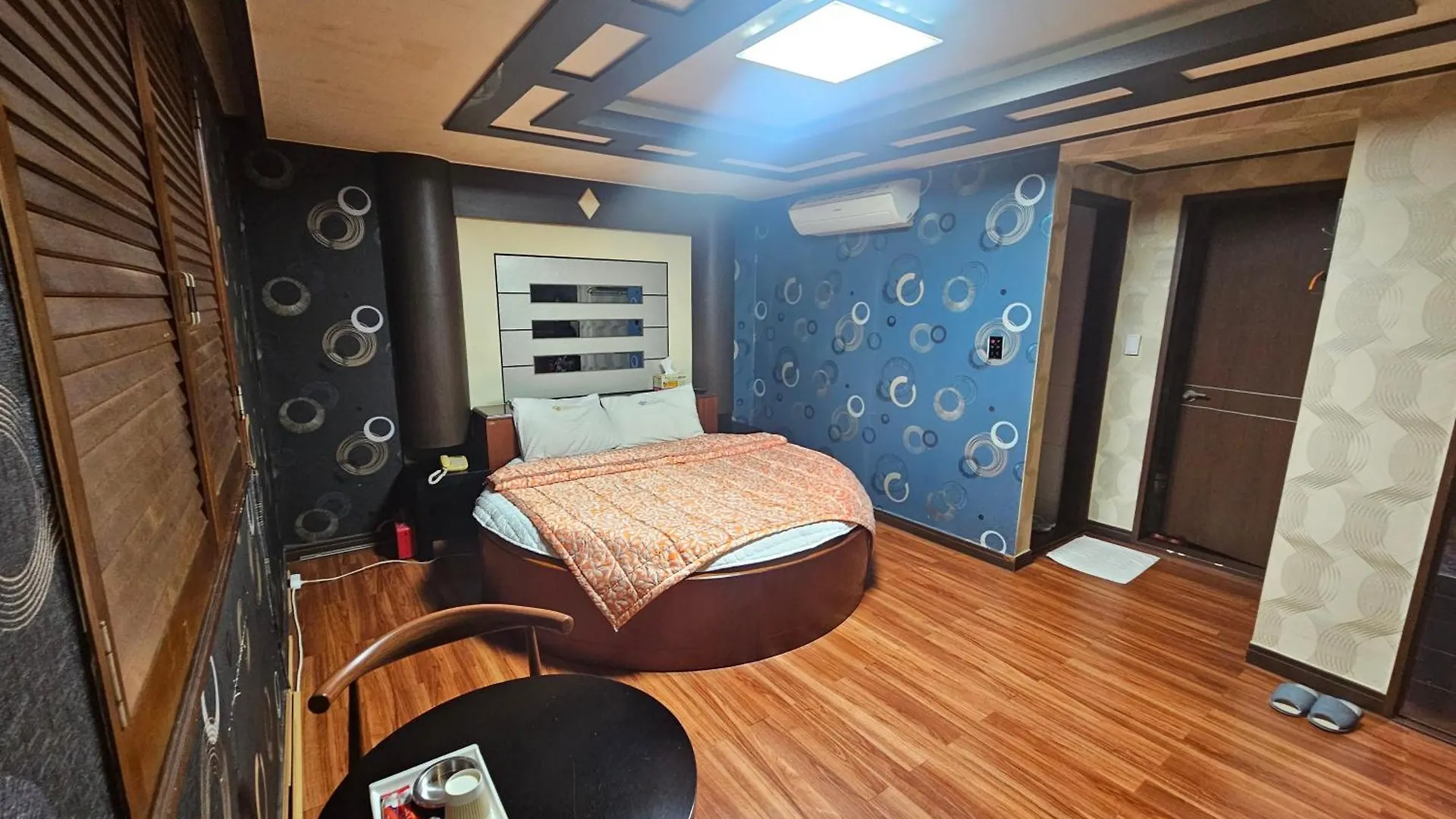 Blue Motel Busan