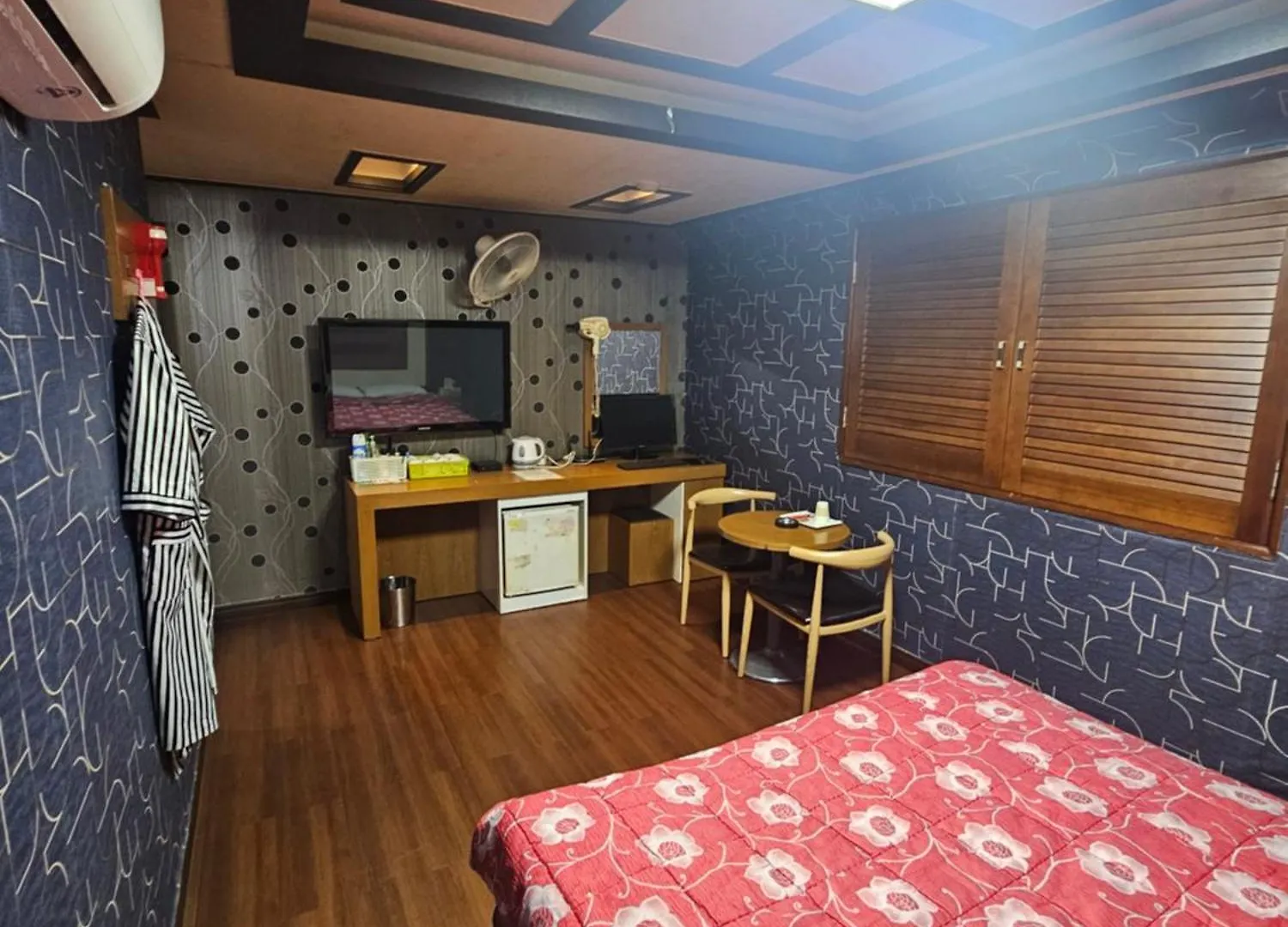 Blue Motel Busan